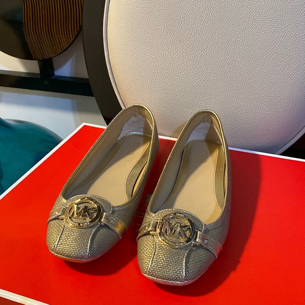 Michael Kors loafers brand new - Picture 3 of 8